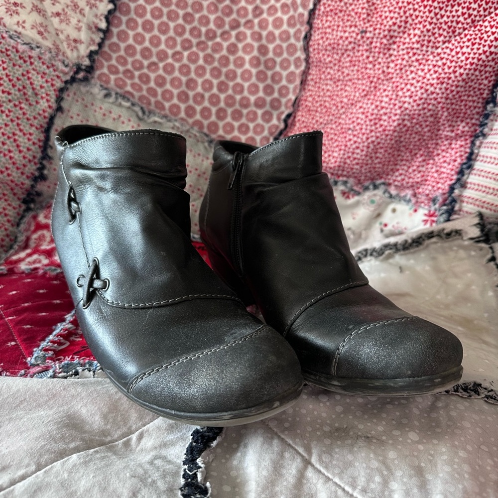 black booties - Picture 5 of 8